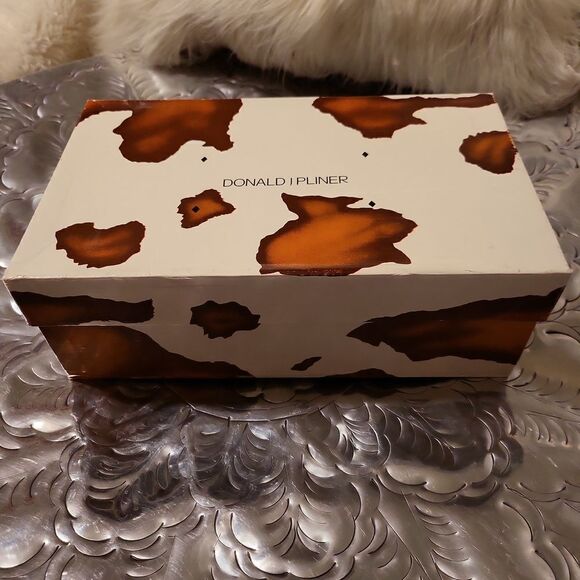 New in box black mesh elastic nappa Donald j pliners! Sz. 8N - Picture 7 of 8